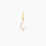 COLETTE PEARL CHARM