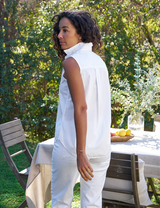 FIONA SLEEVELESS BUTTON UP 062725