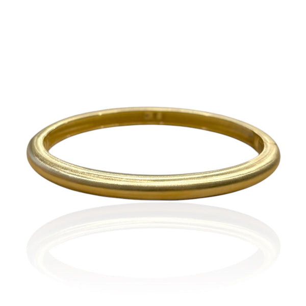 GOLD RIVA BANGLE 050525