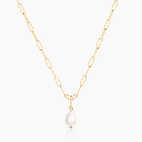 COLETTE PEARL CHARM