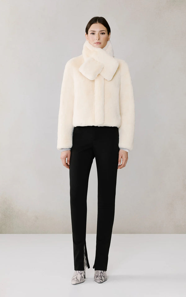 KENDELL BOXY JACKET W/SCARF 092325