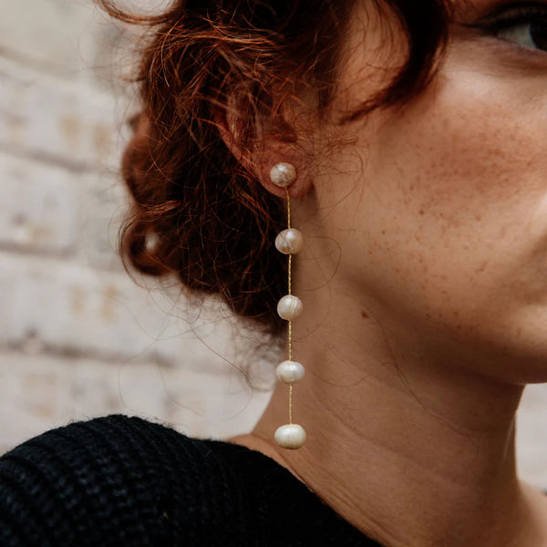VALENTINA PEARL DROP EARRINGS 041225