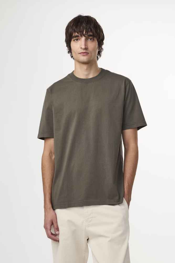 ADAM TSHIRT 3209 041525