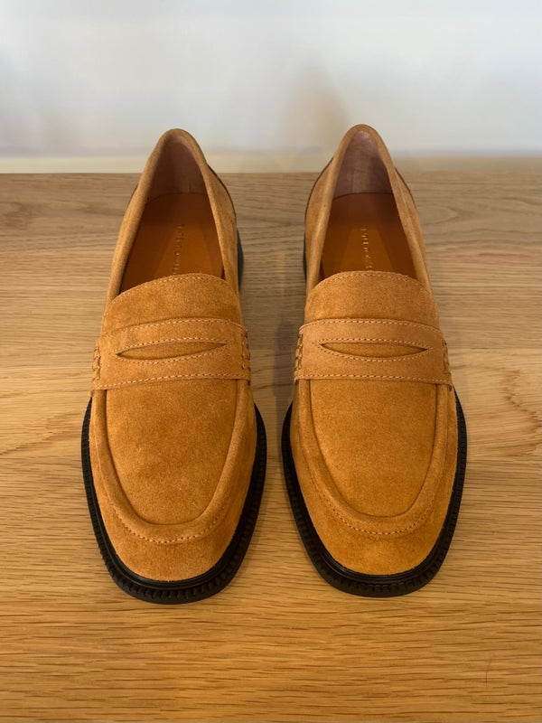 INTENTIONALLY MARBLEHEAD SUEDE LOAFER